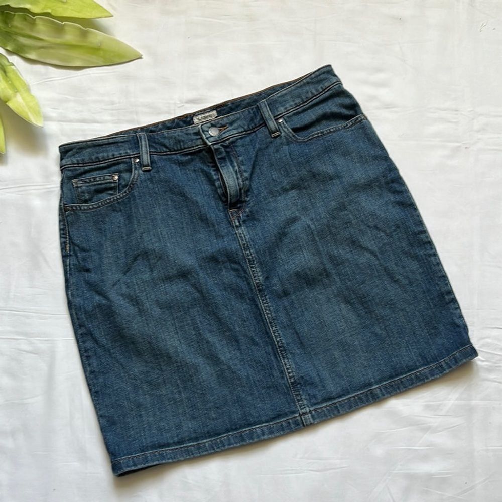 LL Bean Favorite Fit Denim Skirt